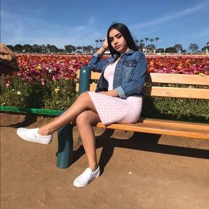 Meet your Posher, Alexia